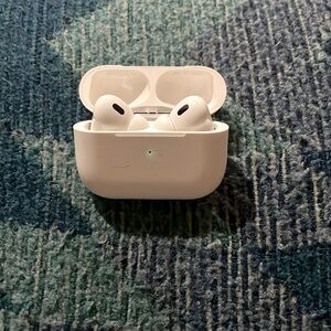 AirPod pros 128